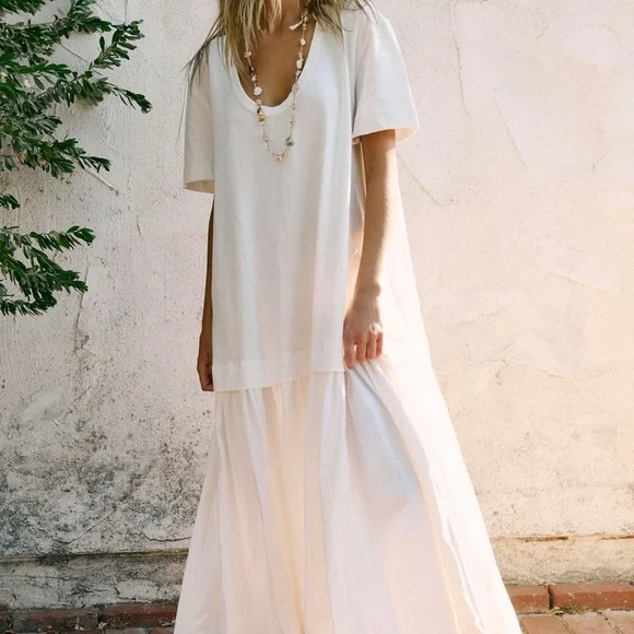 pleated drop waist dress astr the label STRAPLESS FLOWY MINI DRESS main image 0